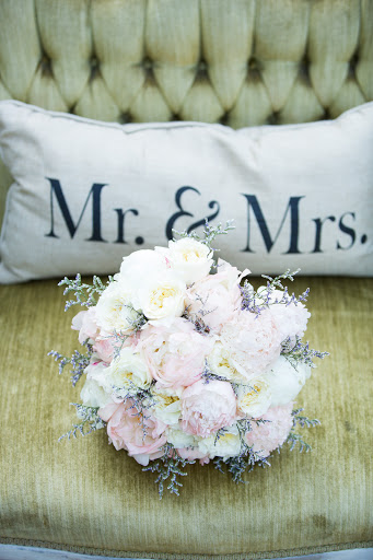 Julia's Floral Designs Gallery - United States