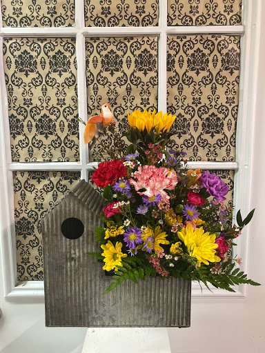 Lamont Flower & Gift Shop - Thumbnail