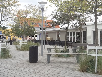 Photos of Larsen's Bakery & Caf&eacute;