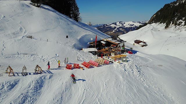Skiwiege Almbar & Lounge