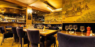 Photo n°38 de Au Clair de la Lune à Paris (Restaurant français)