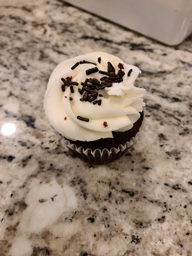 Blue Pineapple Bakery - Thumbnail