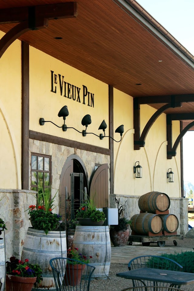 Le Vieux Pin