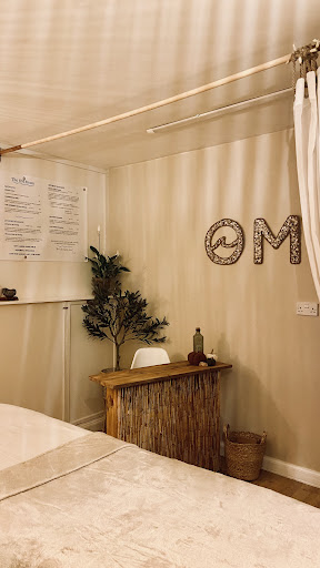 OM Studio - Sports Massage & Restorative Treatments