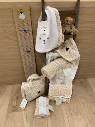 Photo n°7 de Au tombeau des jaloux à Decazeville (Magasin de linge de maison)