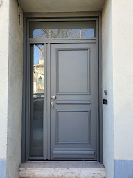 Photo n°19 de Artbois menuiserie Aix-en-Provence, Meyreuil à Meyreuil (Magasin de moustiquaires)