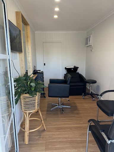Walk in Quick Cuts