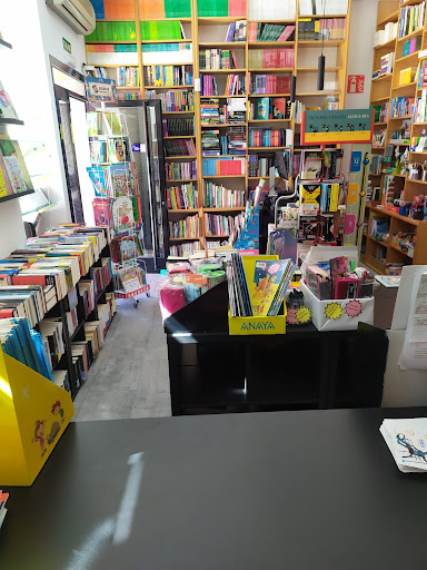 Librería Octavos - Visual