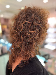 Photo n°4 de Coiffeur Lyon - Le salon Confort à Lyon (Salon de coiffure)