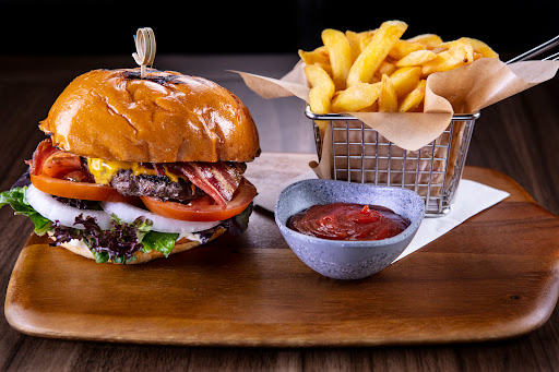 Rocco's Bar & Gusto - Thumbnail