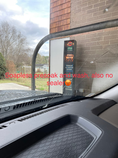 Currituck Salt Wash Car Wash - Thumbnail