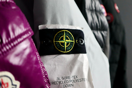 Unknown Seller - Visual