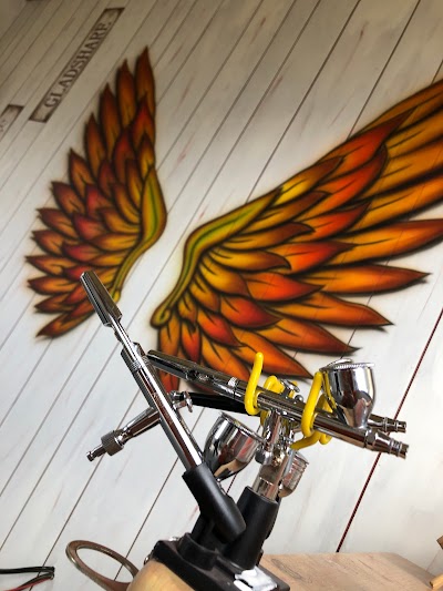 ArtGarage グラッドシェア 車屋/エアブラシ/カスタムペイント/中古車販売/