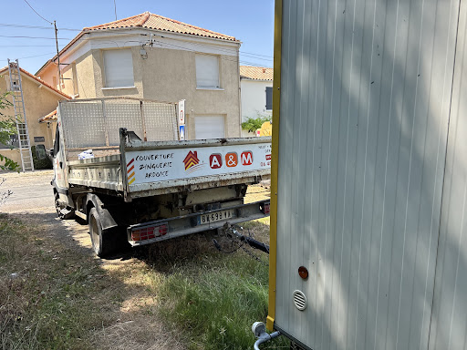 Photo de A et M Couverture Zinguerie à Pamproux (79800)