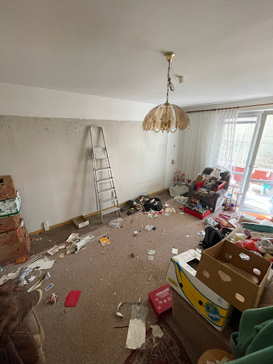 Sebastian Kliewe - Wohnungsauflösung und Entrümpelung mit Nachlassverwertung