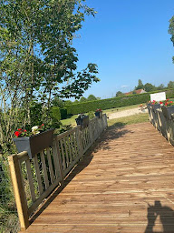 Photo n°7 de Camping des Crocs à Saint-Quentin-en-Tourmont (Terrain de camping)