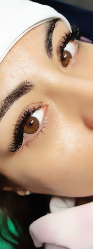 Lashes by Vivien - Thumbnail