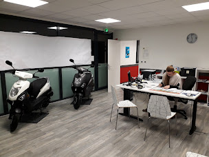 Photo n°1 de SUPER CONDUITE à Drumettaz-Clarafond (Auto-école)