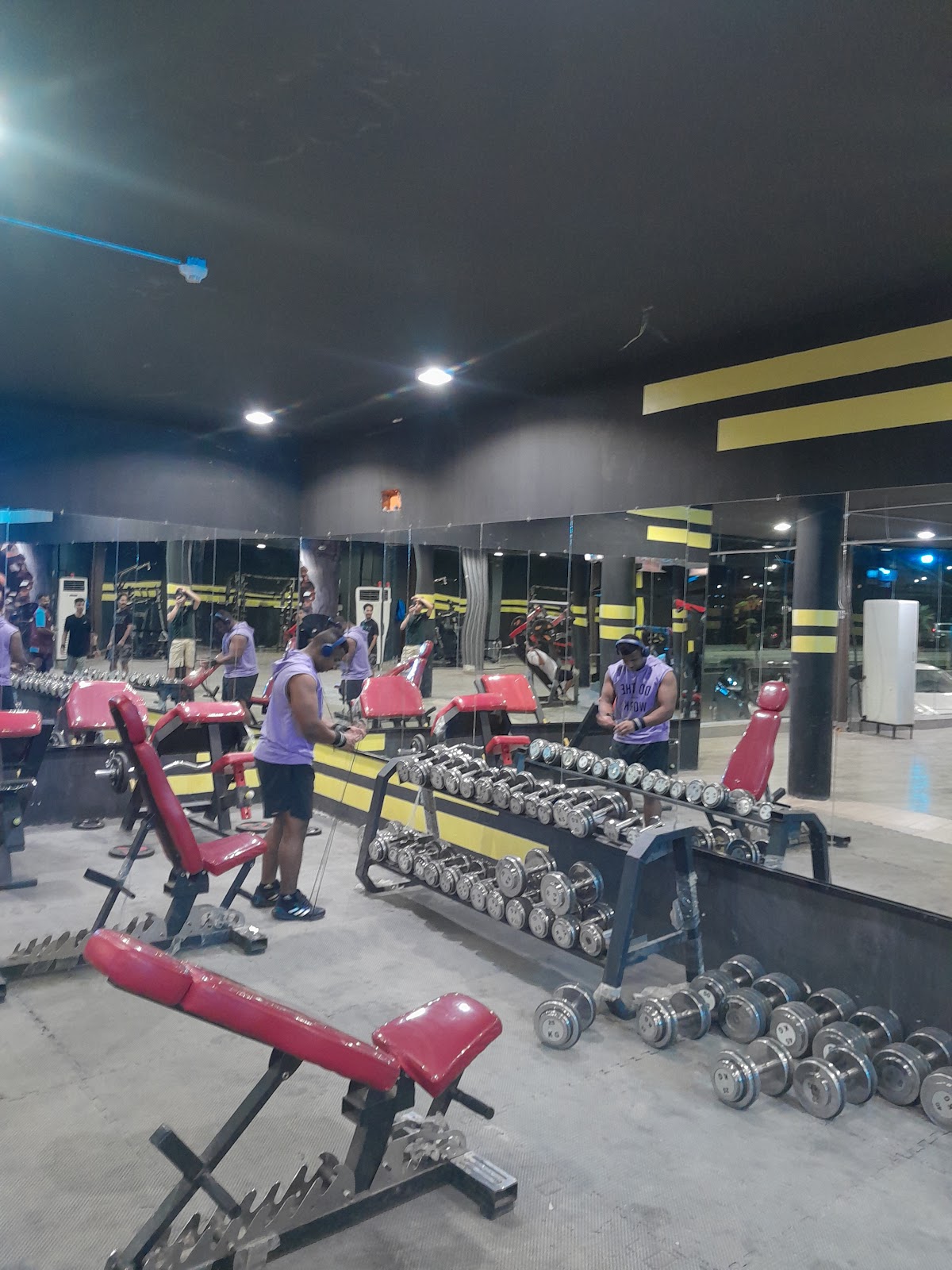 LA Fitnesss - صورة 3