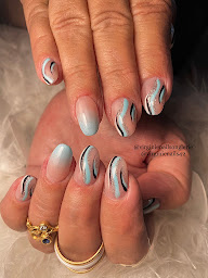 Photo n°19 de Virginie’Nails à Firminy (Salon de manucure)
