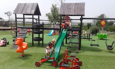 Photos of Thanda Tau