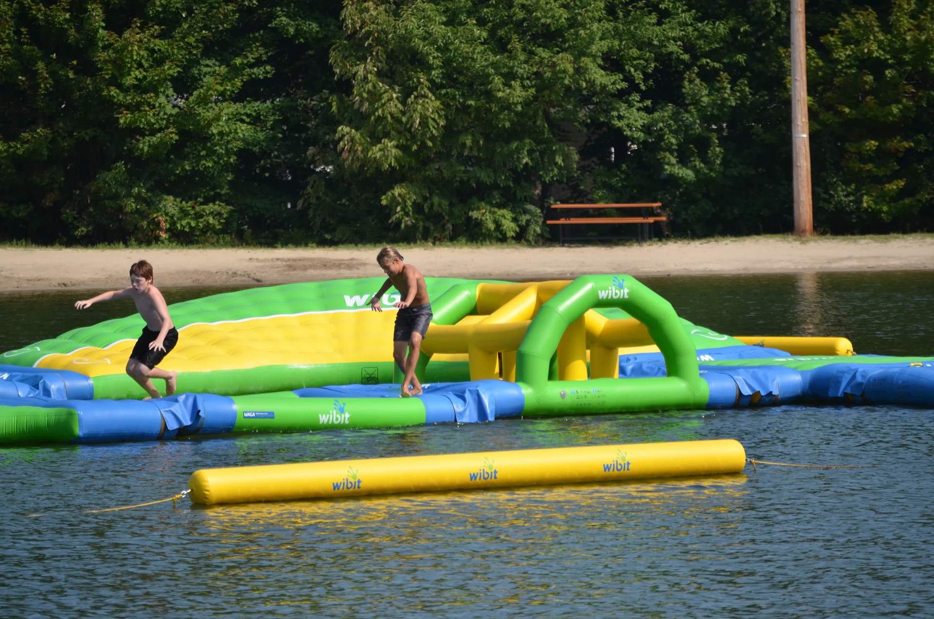 Camping Lac des Pins