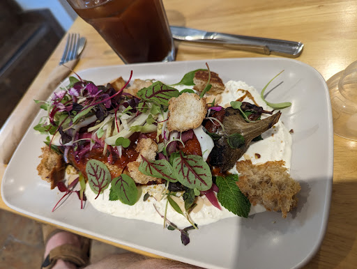 Green Dot Café - Visual