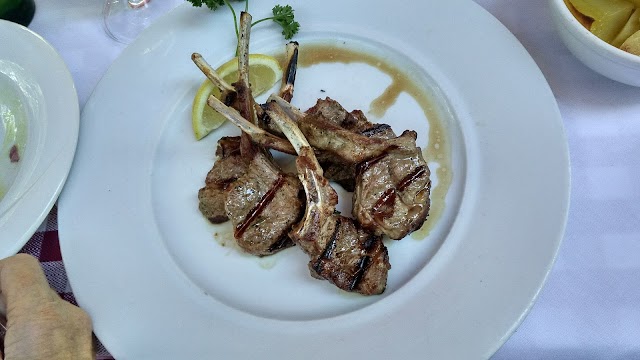 Griechische Taverna Pikilia
