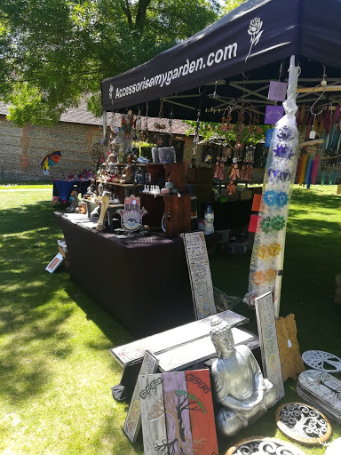 Accessorise My Garden Gallery - United Kingdom