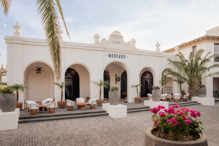 Four Seasons Resort Cabo Del Sol by null