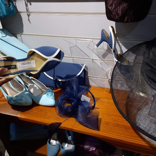 St Nicholas Hospice Care - Long Melford Boutique Gallery - United Kingdom