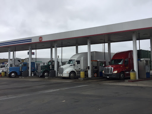 3 B's Truck & Auto Plaza