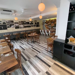 Photo n°2 de Les Galopins à Antony (Brasserie)