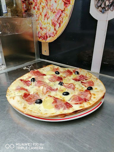 Photo 9 - Gang Of Pizza