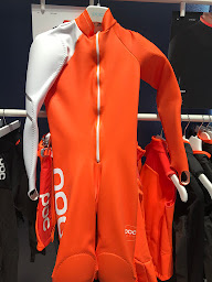 Photo n°16 de SKIBOX RACING CENTER à Font-Romeu-Odeillo-Via (Magasin de ski)