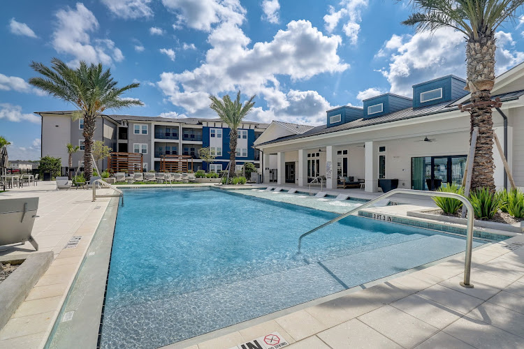 The Vantage Apartments