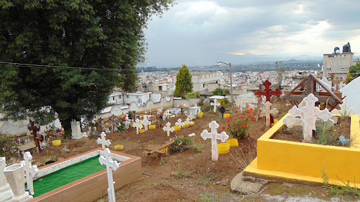 Panteón Municipal Santa María Coaxusco.