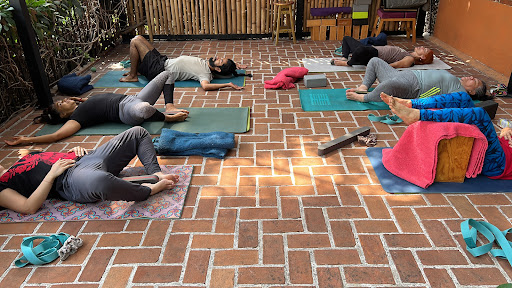 casAmada Tepoz yoga / Yoga con Yoame