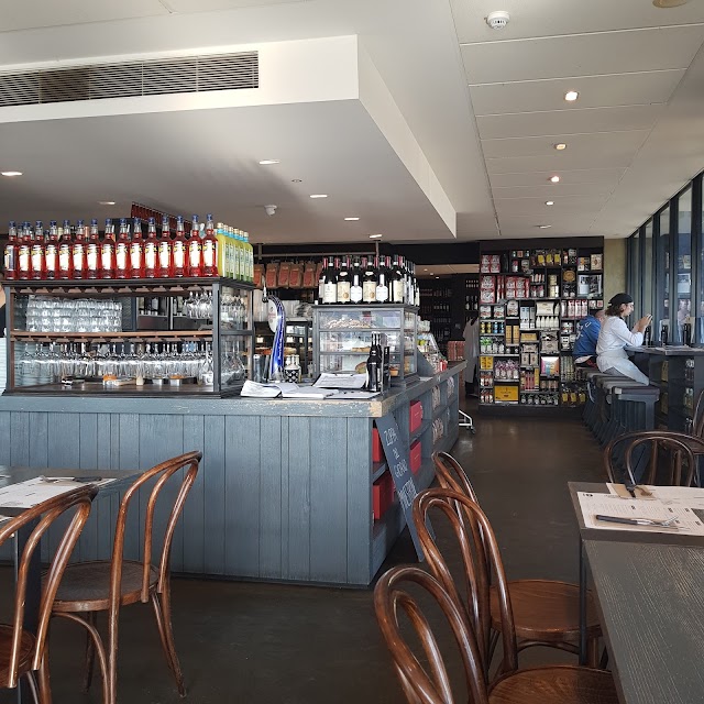 DOC Pizza & Mozzarella Bar Delicatessen