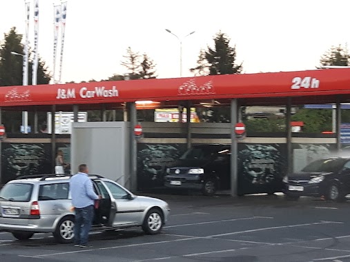 J&M CarWash, Author: poniu7412