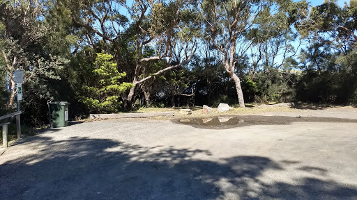 Kirby's Beach carpark and access - Thumbnail