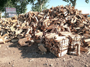 Photo n°22 de Piolenc RN7 bois de chauffage à Piolenc (Magasin de bois de chauffage)