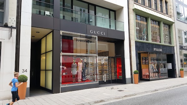 Gucci Hamburg, Hamburg — address, opening hours, reviews