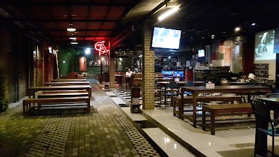 Photos of Famouz Cafe