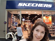 Skechers – York york