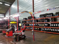 Fabrice Pneus Mecanique à Orange