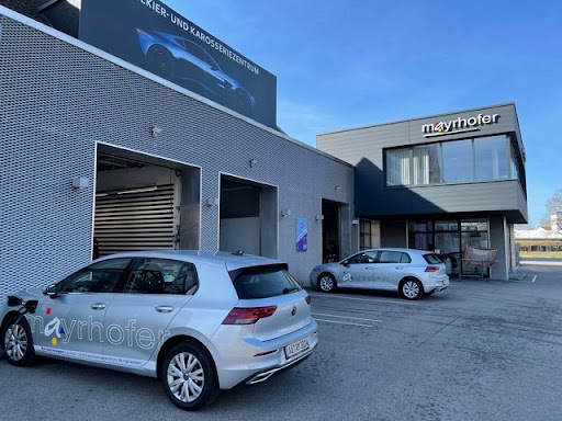 Mayrhofer GmbH & Co. KG Painting & Karosseriefachbetrieb