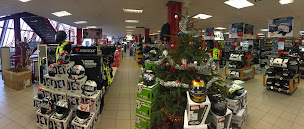 Photo n°40 de Cardy Center à Coignières (Magasin de pneus)