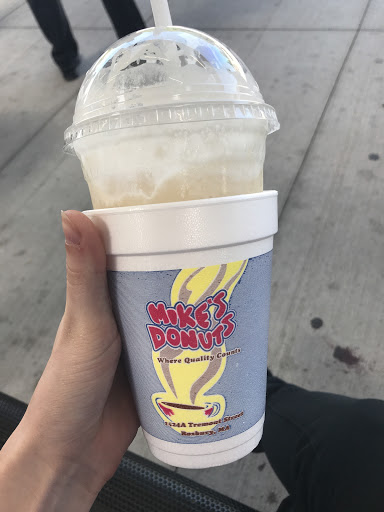 Mike's Donuts - Visual