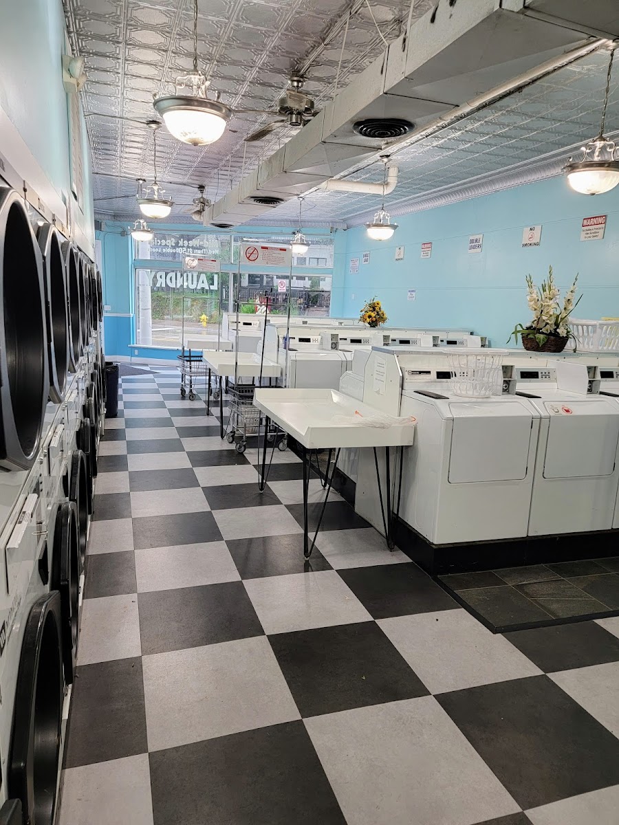 Self-service laundry at Creston Sit N Spin Laundromat, Grand Rapids, MI